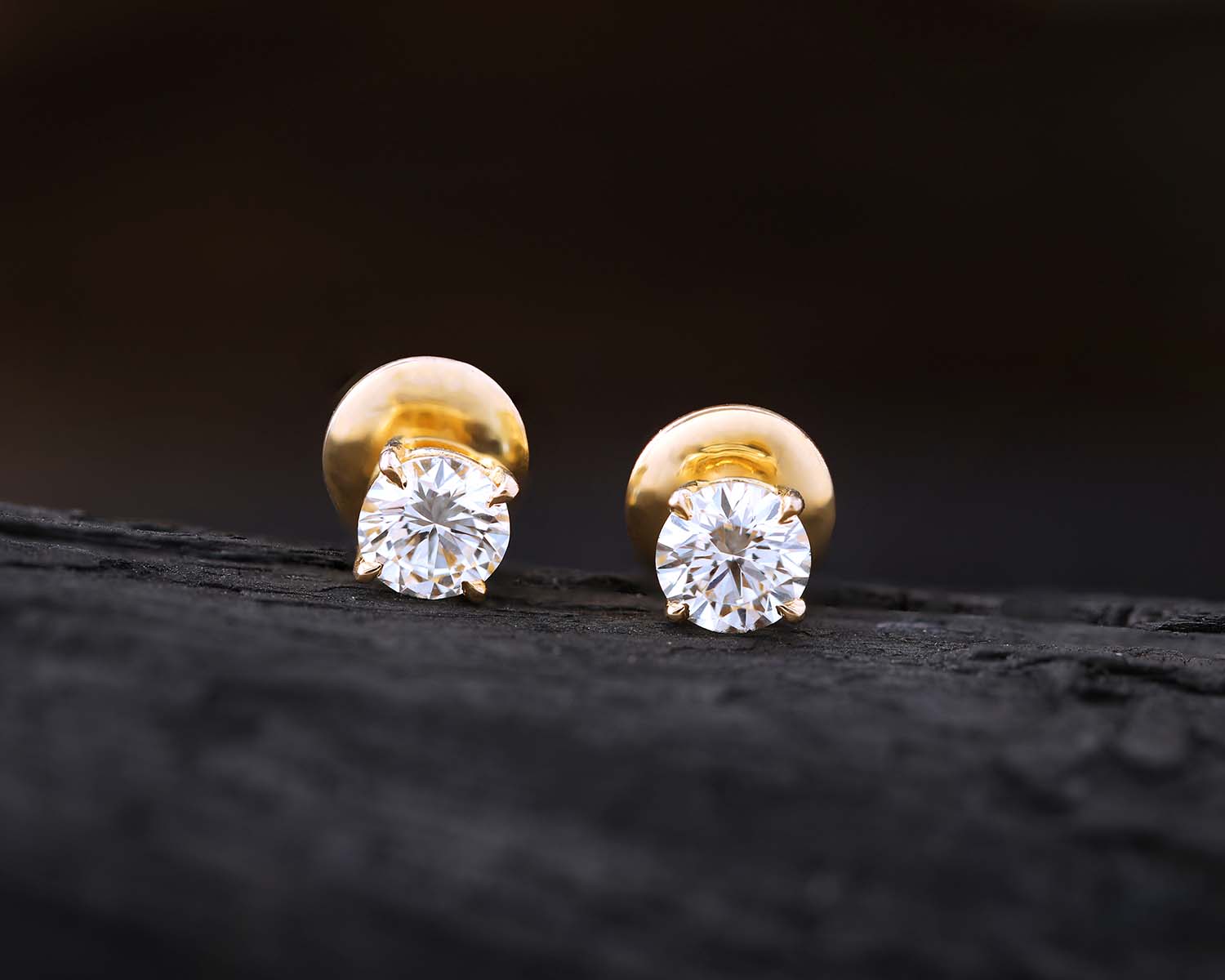 Buy Real Diamond Earrings For women | Ladies Diamond Earings Online -  Starkle